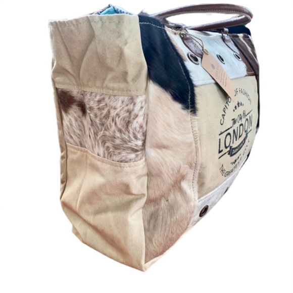 NWT - Clea Ray Capitol of Fashion Animal Print London Canvas Large Tote - Picture 2 of 6